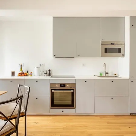 Apartament Central Modern Parisian *